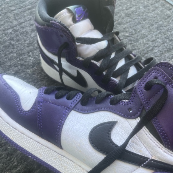 Air Jordan 1 Retro High OG Court Purple 2.0 - Picture 2 of 2